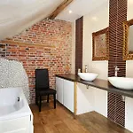 Holiday home Des Pres - L'ecurie & Le Fournil